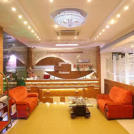 Taj Inn Hotel